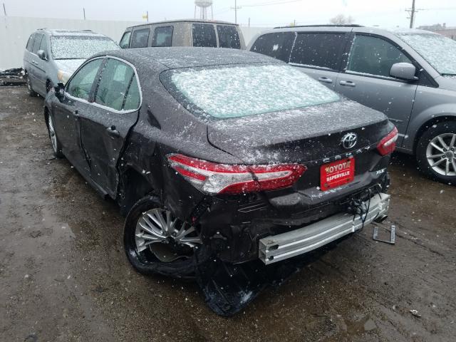 Photo 2 VIN: 4T1B11HK1JU501650 - TOYOTA CAMRY L 