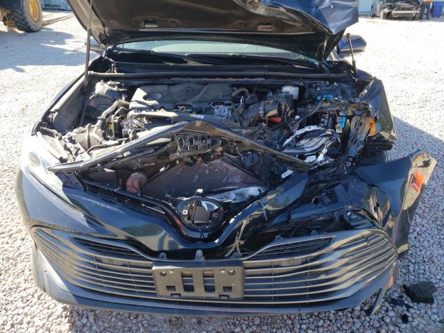 Photo 6 VIN: 4T1B11HK1JU501860 - TOYOTA CAMRY L 