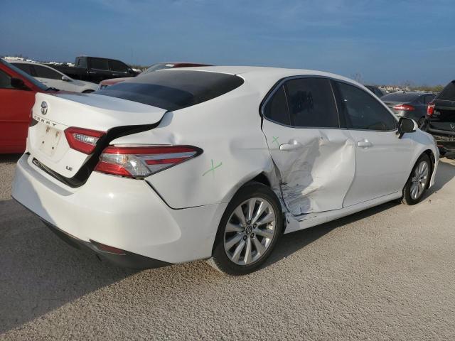 Photo 2 VIN: 4T1B11HK1JU510509 - TOYOTA CAMRY 