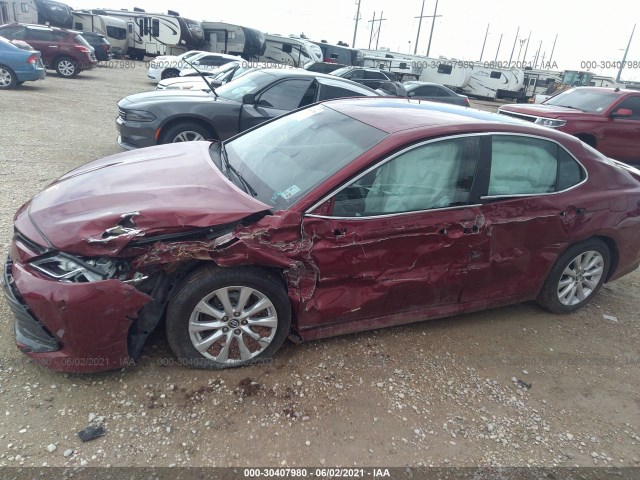 Photo 5 VIN: 4T1B11HK1JU513684 - TOYOTA CAMRY 