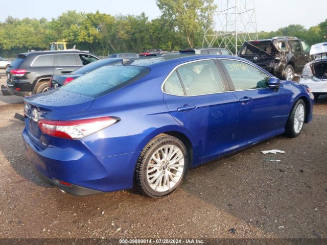 Photo 3 VIN: 4T1B11HK1JU529335 - TOYOTA CAMRY 