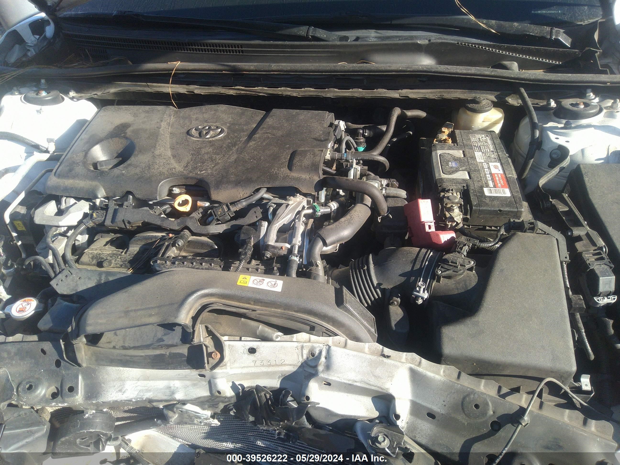 Photo 9 VIN: 4T1B11HK1JU556101 - TOYOTA CAMRY 