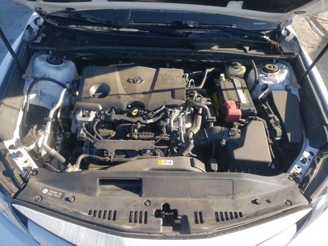 Photo 10 VIN: 4T1B11HK1JU556695 - TOYOTA CAMRY 