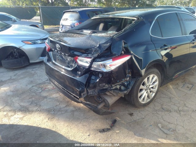 Photo 5 VIN: 4T1B11HK1JU562920 - TOYOTA CAMRY 