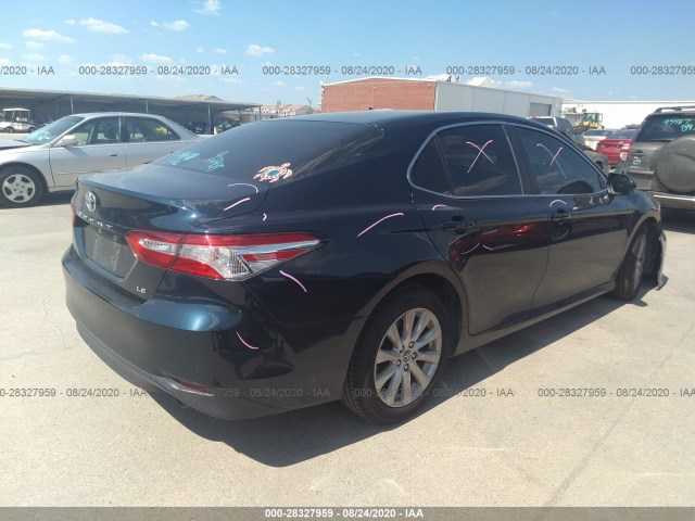 Photo 3 VIN: 4T1B11HK1JU564778 - TOYOTA CAMRY 