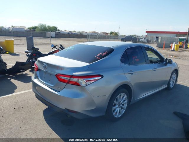 Photo 3 VIN: 4T1B11HK1JU565087 - TOYOTA CAMRY 