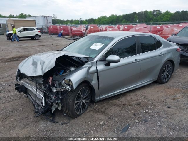 Photo 1 VIN: 4T1B11HK1JU573562 - TOYOTA CAMRY 