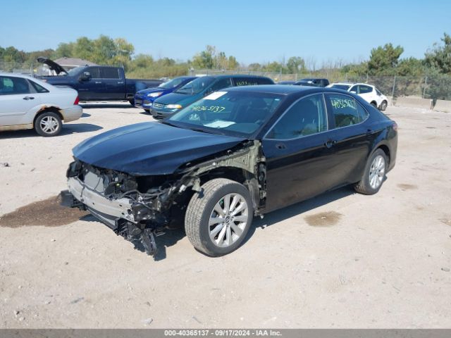 Photo 1 VIN: 4T1B11HK1JU575389 - TOYOTA CAMRY 