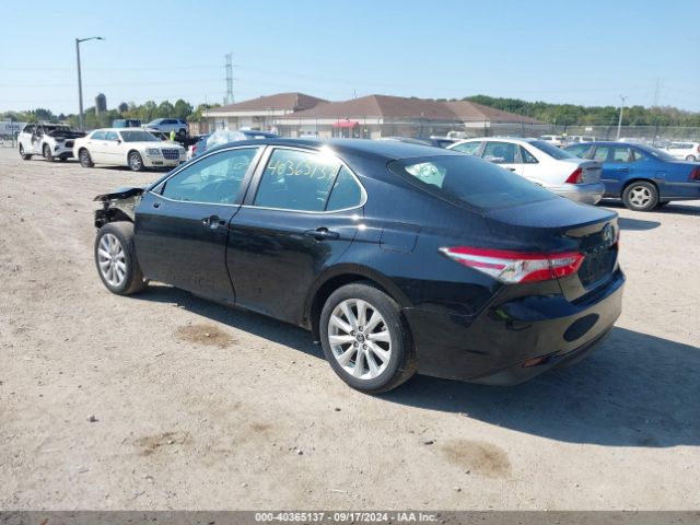 Photo 2 VIN: 4T1B11HK1JU575389 - TOYOTA CAMRY 