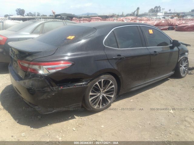 Photo 3 VIN: 4T1B11HK1JU575702 - TOYOTA CAMRY 