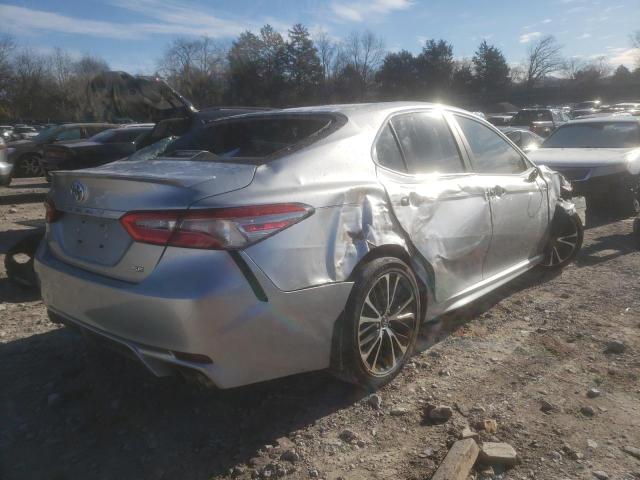 Photo 2 VIN: 4T1B11HK1JU576624 - TOYOTA CAMRY 