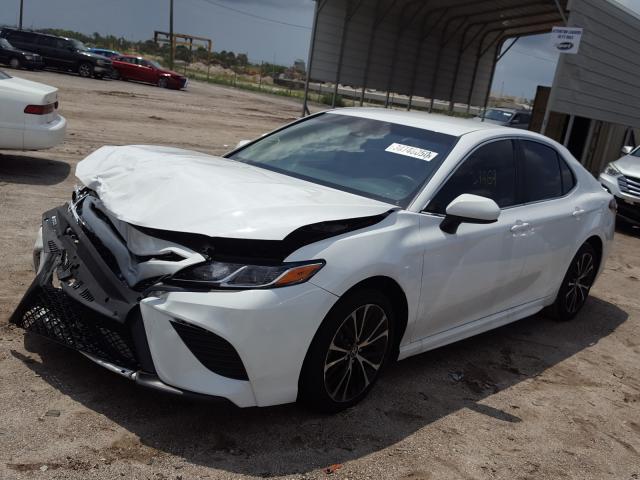 Photo 1 VIN: 4T1B11HK1JU587784 - TOYOTA CAMRY L 