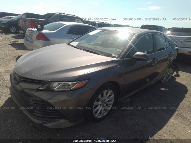 Photo 1 VIN: 4T1B11HK1JU590152 - TOYOTA CAMRY 