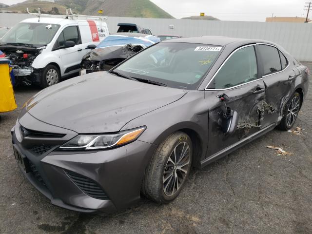 Photo 1 VIN: 4T1B11HK1JU590927 - TOYOTA CAMRY L 