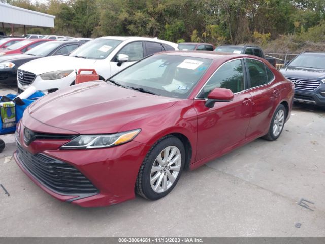 Photo 1 VIN: 4T1B11HK1JU592421 - TOYOTA CAMRY 