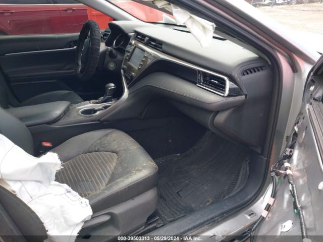 Photo 4 VIN: 4T1B11HK1JU594685 - TOYOTA CAMRY 