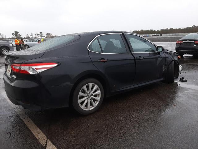 Photo 2 VIN: 4T1B11HK1JU601778 - TOYOTA CAMRY L 