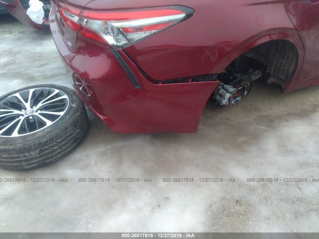 Photo 5 VIN: 4T1B11HK1JU614630 - TOYOTA CAMRY 