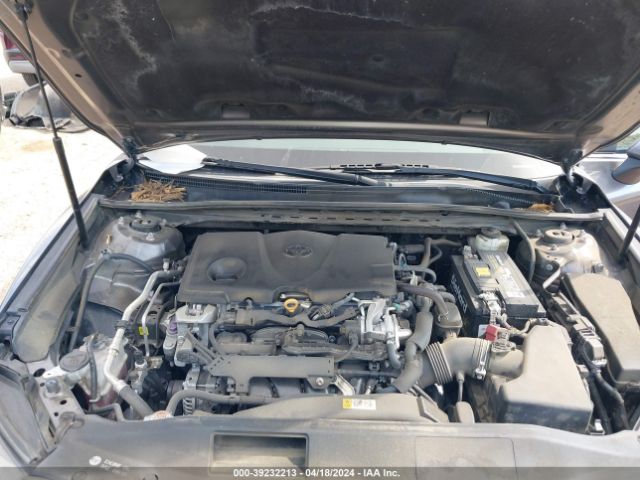 Photo 9 VIN: 4T1B11HK1JU617964 - TOYOTA CAMRY 