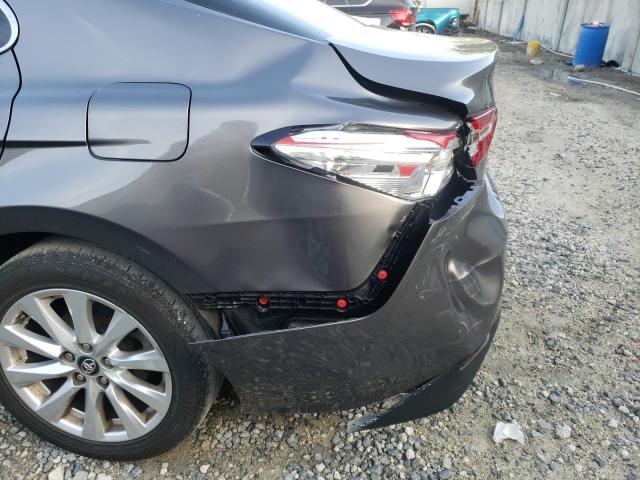 Photo 8 VIN: 4T1B11HK1JU626342 - TOYOTA CAMRY L 