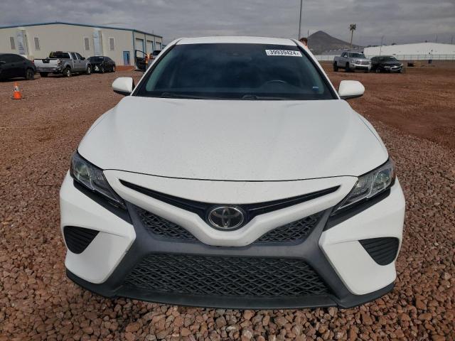 Photo 4 VIN: 4T1B11HK1JU632898 - TOYOTA CAMRY 