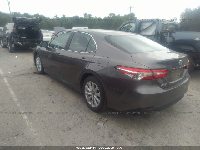 Photo 2 VIN: 4T1B11HK1JU636675 - TOYOTA CAMRY 