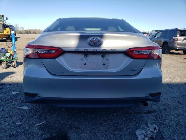 Photo 5 VIN: 4T1B11HK1JU638622 - TOYOTA CAMRY 