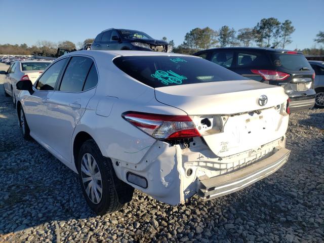 Photo 2 VIN: 4T1B11HK1JU645599 - TOYOTA CAMRY L 