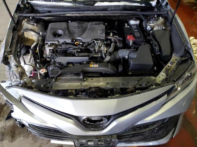 Photo 10 VIN: 4T1B11HK1JU652441 - TOYOTA CAMRY 