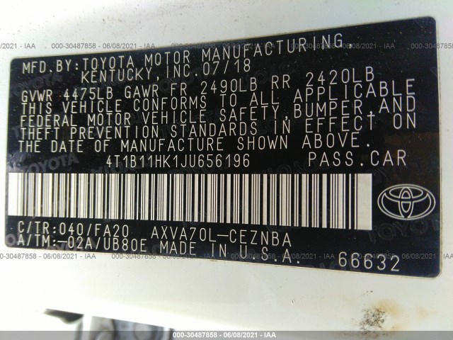 Photo 8 VIN: 4T1B11HK1JU656196 - TOYOTA CAMRY 