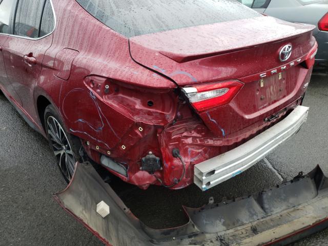 Photo 8 VIN: 4T1B11HK1JU657753 - TOYOTA CAMRY L 