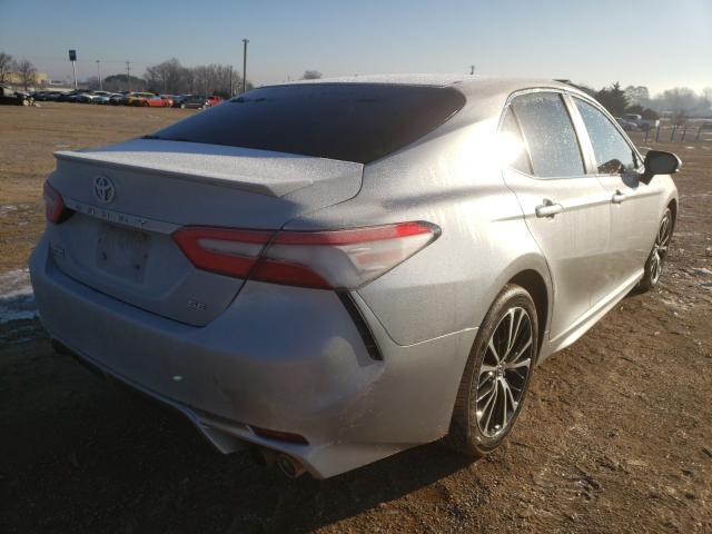 Photo 3 VIN: 4T1B11HK1JU670809 - TOYOTA CAMRY L 