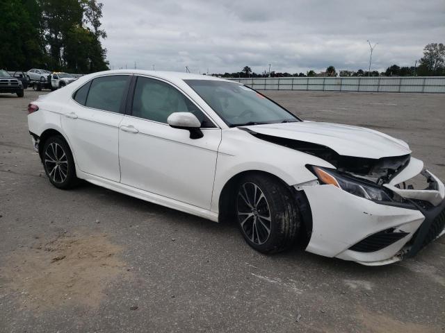 Photo 3 VIN: 4T1B11HK1JU672365 - TOYOTA CAMRY 