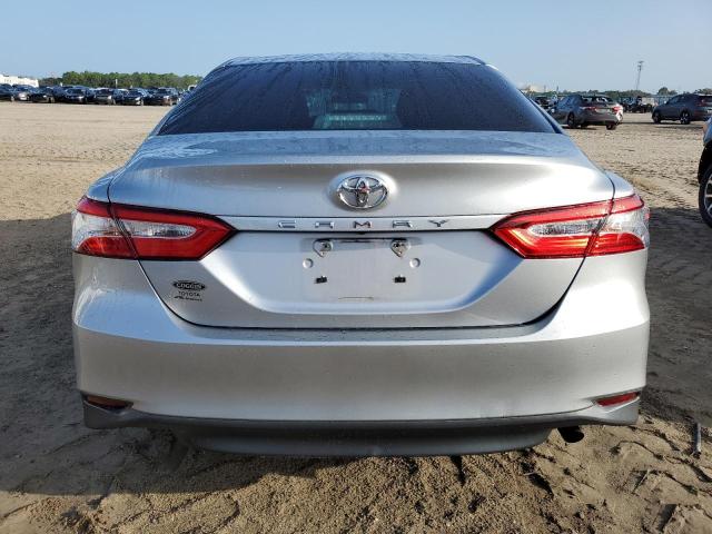 Photo 5 VIN: 4T1B11HK1JU675749 - TOYOTA CAMRY 