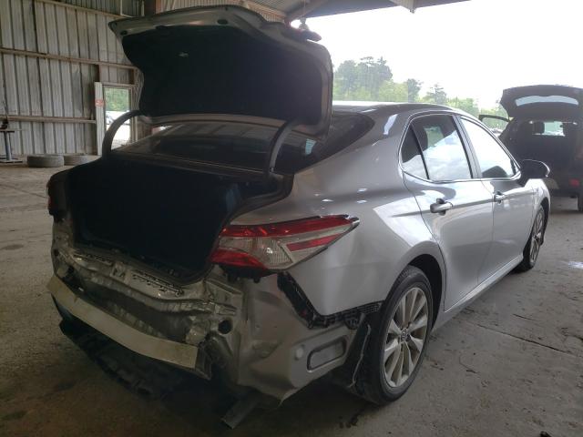 Photo 3 VIN: 4T1B11HK1JU678747 - TOYOTA CAMRY L 