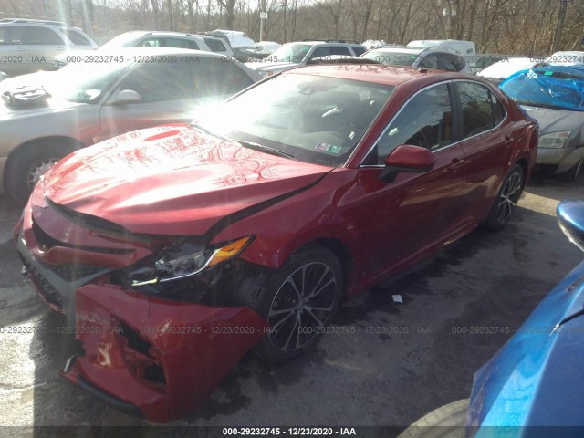 Photo 1 VIN: 4T1B11HK1KU218957 - TOYOTA CAMRY 