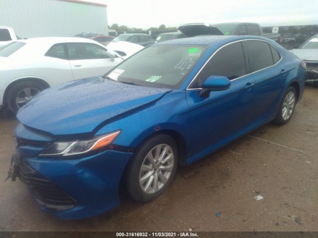 Photo 1 VIN: 4T1B11HK1KU256026 - TOYOTA CAMRY 