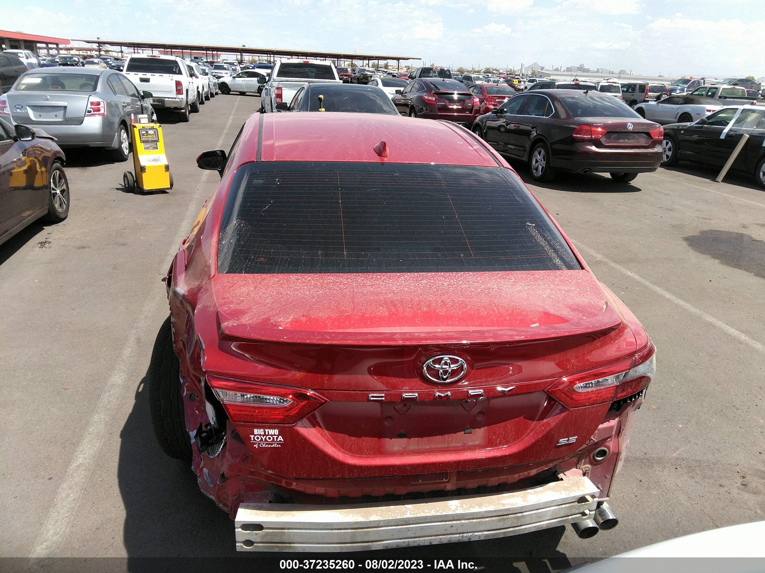 Photo 15 VIN: 4T1B11HK1KU298227 - TOYOTA CAMRY 