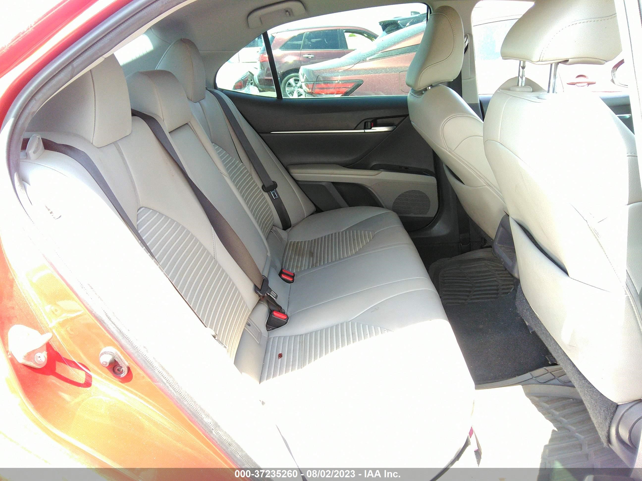 Photo 7 VIN: 4T1B11HK1KU298227 - TOYOTA CAMRY 