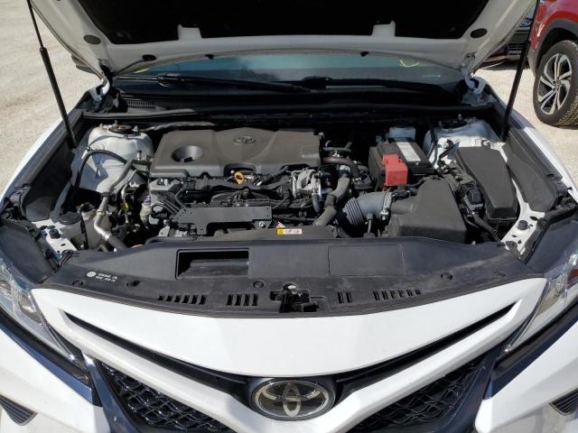 Photo 8 VIN: 4T1B11HK1KU696215 - TOYOTA CAMRY L 