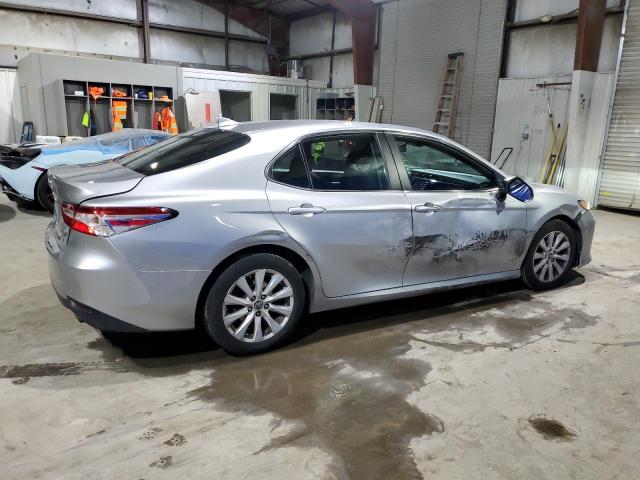 Photo 2 VIN: 4T1B11HK1KU711067 - TOYOTA CAMRY 