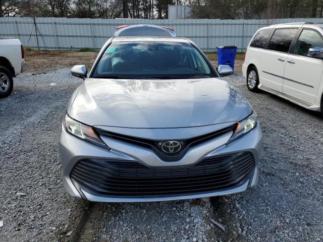 Photo 4 VIN: 4T1B11HK1KU712185 - TOYOTA CAMRY 