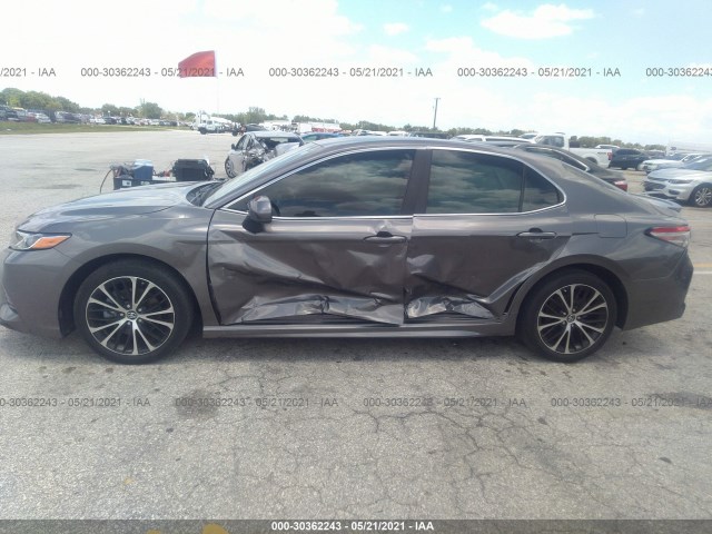 Photo 5 VIN: 4T1B11HK1KU725793 - TOYOTA CAMRY 