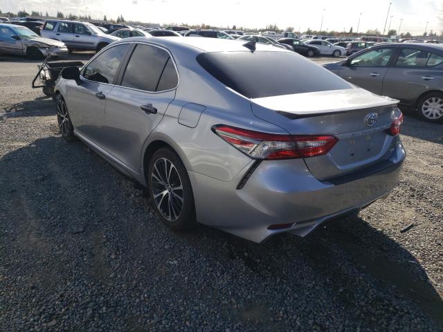 Photo 2 VIN: 4T1B11HK1KU743856 - TOYOTA CAMRY L 