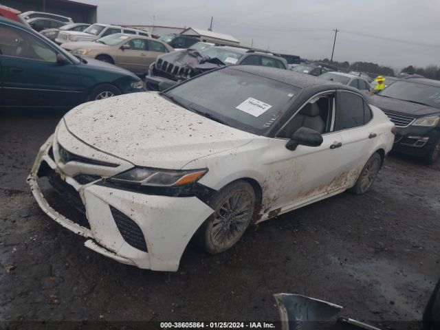 Photo 1 VIN: 4T1B11HK1KU755893 - TOYOTA CAMRY 