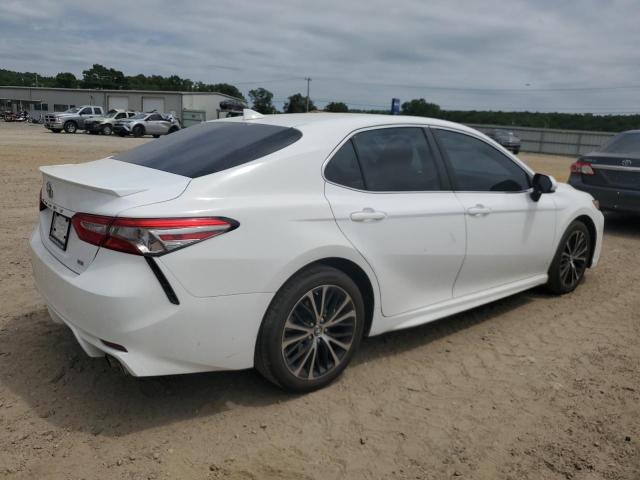 Photo 2 VIN: 4T1B11HK1KU756817 - TOYOTA CAMRY 