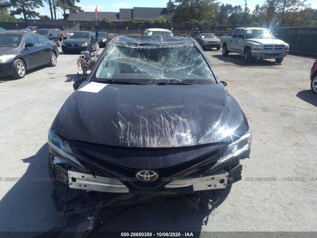 Photo 5 VIN: 4T1B11HK1KU758924 - TOYOTA CAMRY 