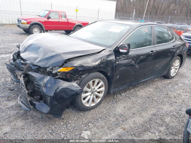 Photo 1 VIN: 4T1B11HK1KU768207 - TOYOTA CAMRY 