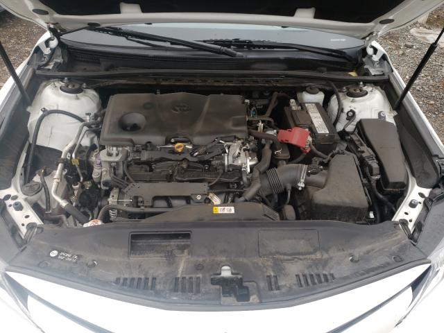 Photo 6 VIN: 4T1B11HK1KU769843 - TOYOTA CAMRY L 