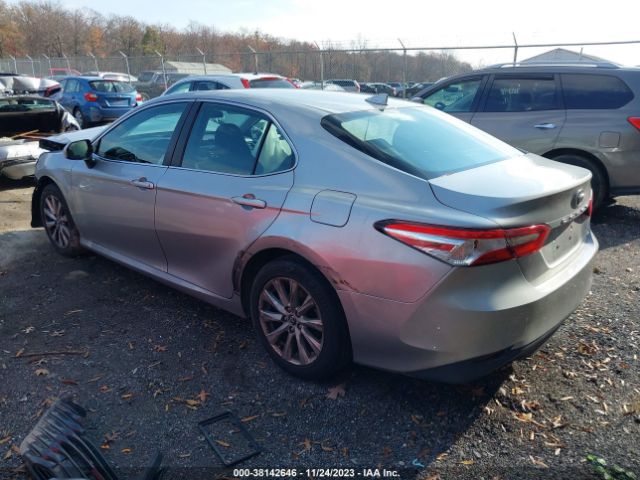 Photo 2 VIN: 4T1B11HK1KU772323 - TOYOTA CAMRY 